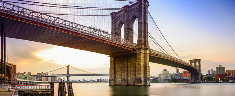 Ponte Suspensa, é a famosa ponte do Brooklyn, em Nova Iorque, construída em 1883