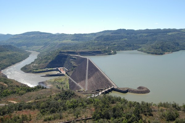 Barragem Foz do Areia e Usina Hidrelétrica de Foz do Areia